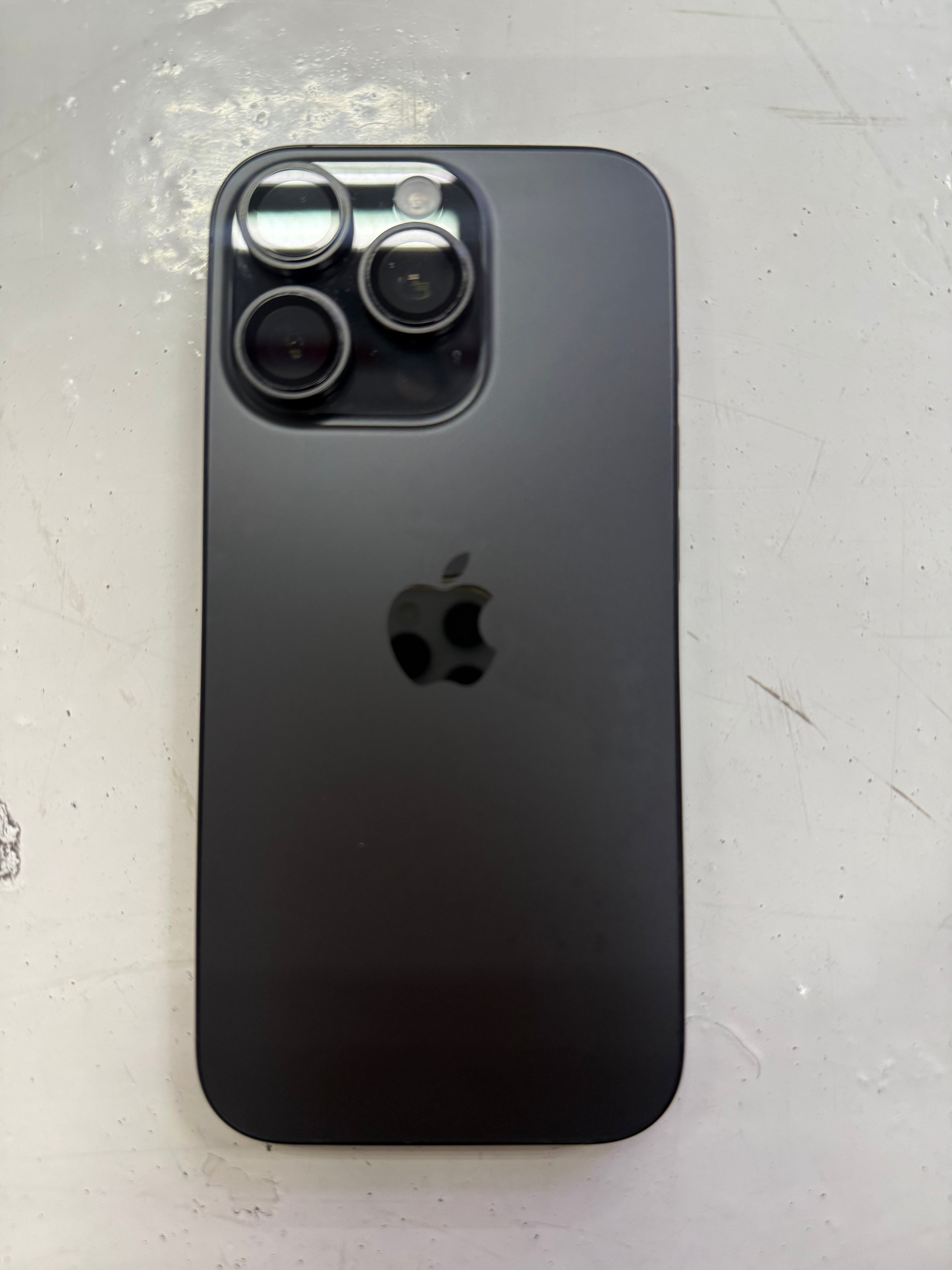 iPhone 16 pro 128gb